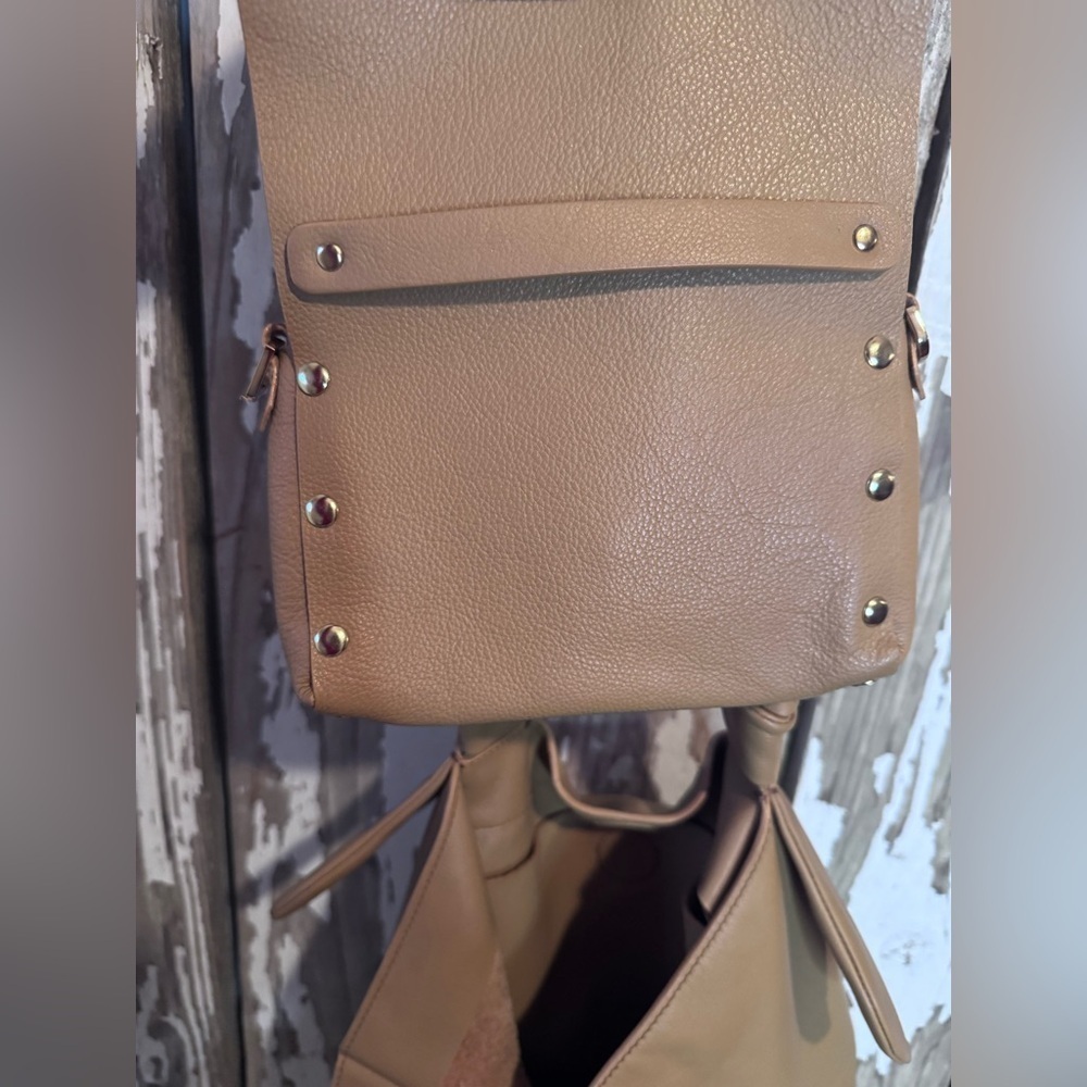 Noha Nadler Charlotte Handbag NEW Tan/ Cappuccino Includes extra pouch - Picture 12 of 16